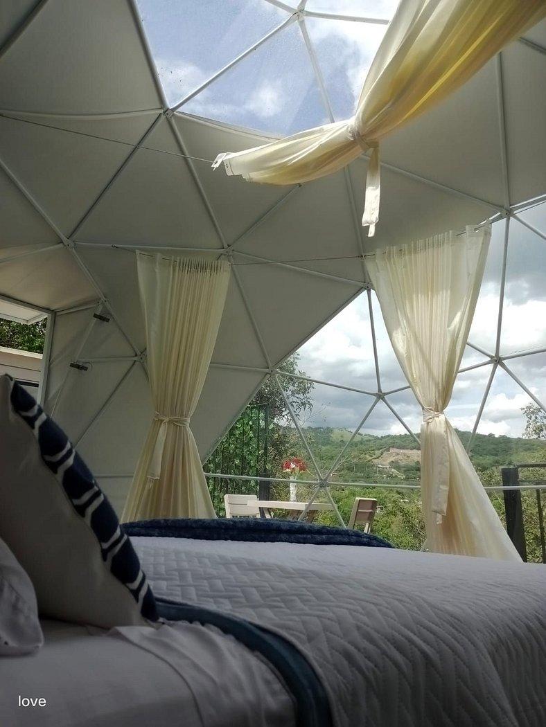 Glamping romantico en Vista Hermosa disfruta de la naturalez