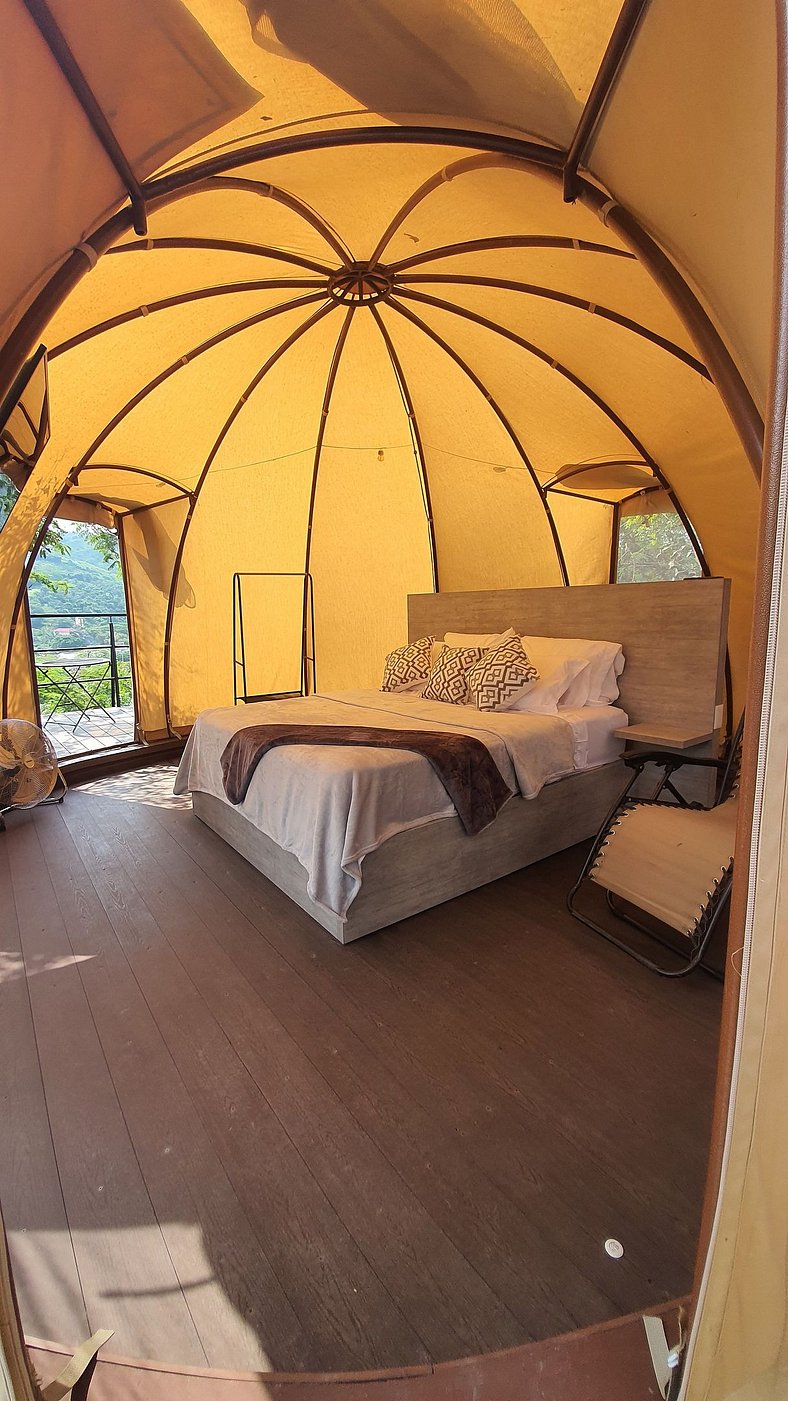 Romantic glamping at Vista Hermosa, enjoy nature in a privat