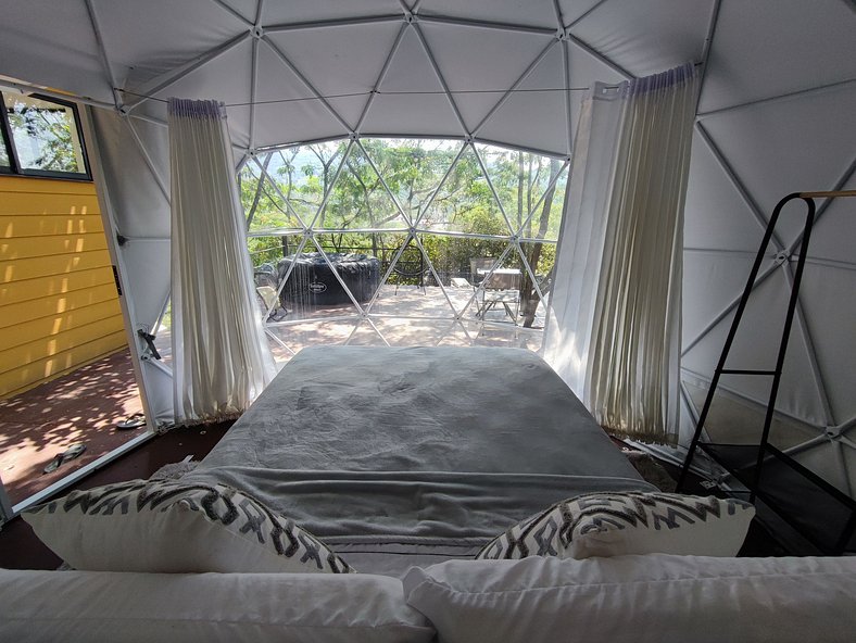 Romantic glamping at Vista Hermosa, enjoy nature in a privat