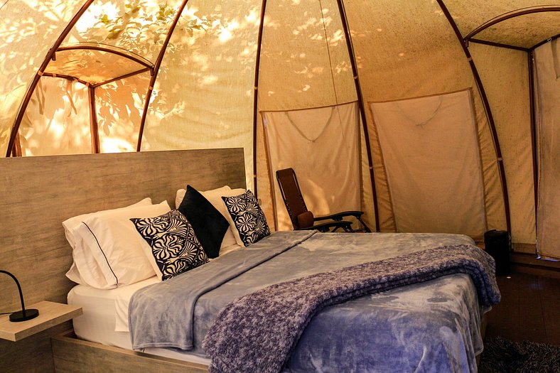 Romantic glamping at Vista Hermosa, enjoy nature in a privat